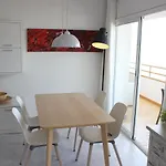 Beautiful Apartment In Front Of Beach, Pool, View